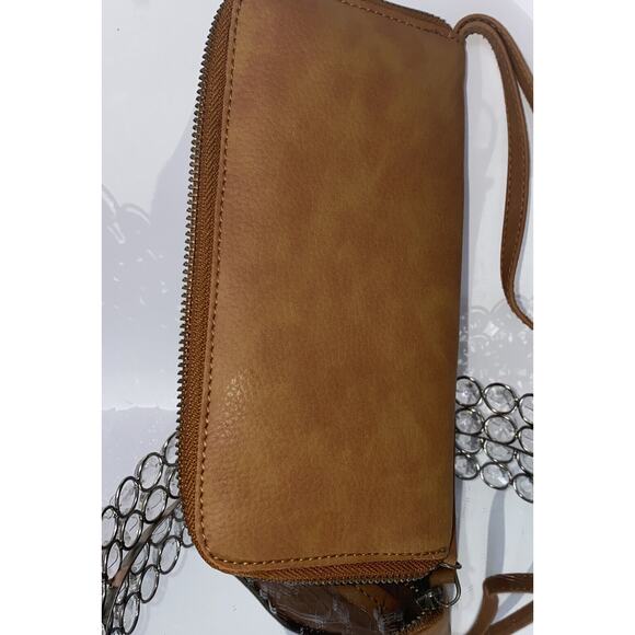 FREE PEOPLE - Brown Tan Distressed Vegan Wallet - New w/ Tags - MSRP $58 - Picture 4 of 4